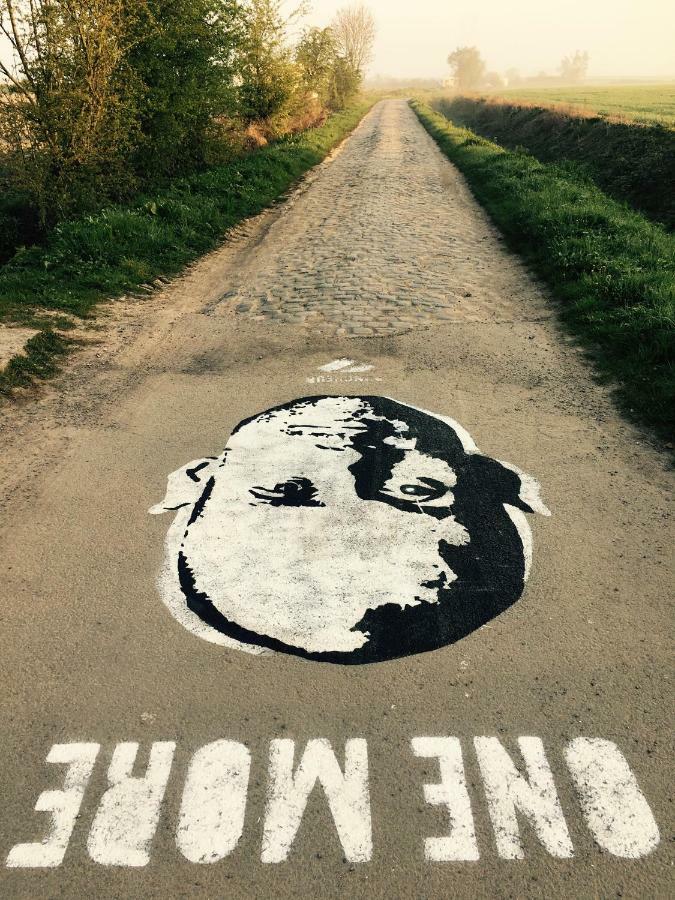 Le Pave De La Croix Blanche Hotel Екстериор снимка